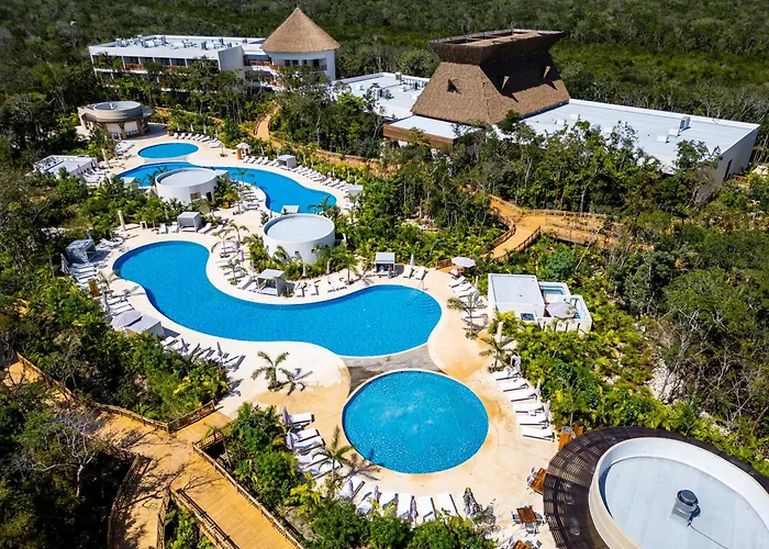 Mundo Maya - Jaguar Park &