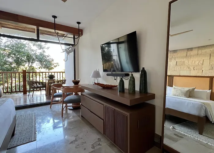 Hotel Mundo Maya - Jaguar Park & Tulum