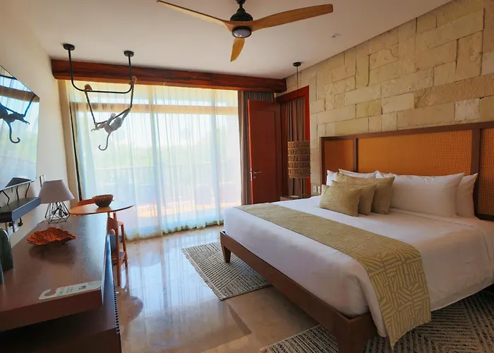 Hotel Mundo Maya - Jaguar Park & 5*