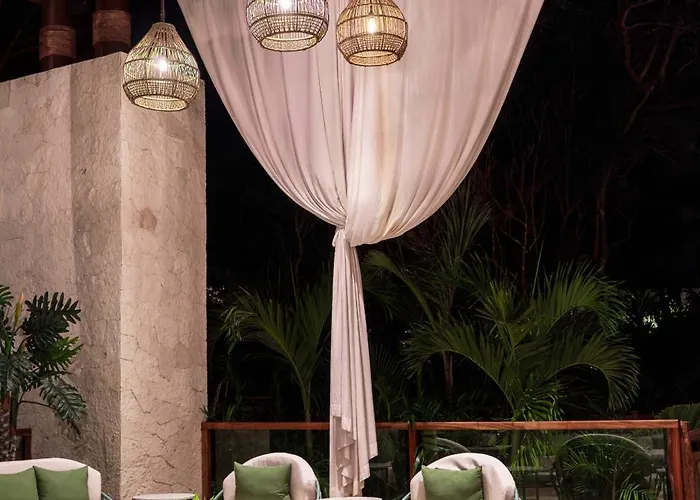 Hotel Mundo Maya - Jaguar Park &