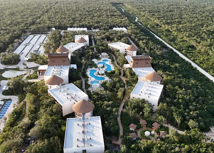 Mundo Maya - Jaguar Park &