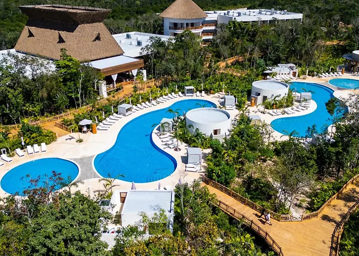 Mundo Maya - Jaguar Park & Hotel Tulum