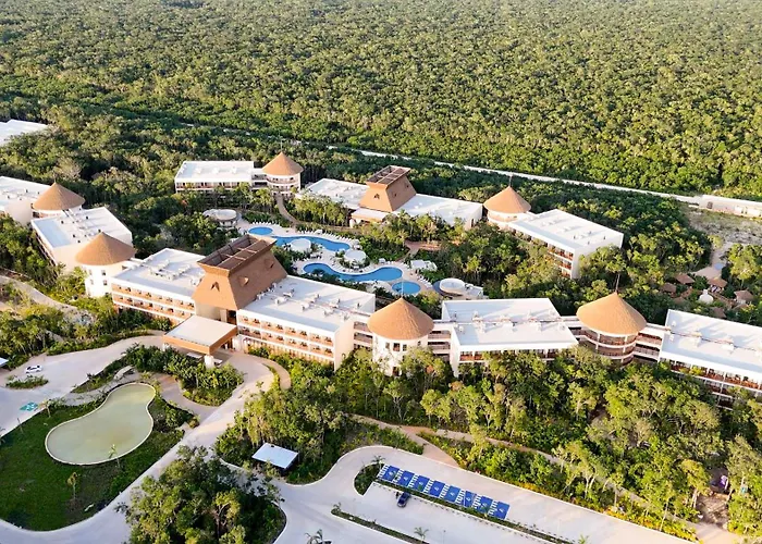 Mundo Maya - Jaguar Park & Hotel