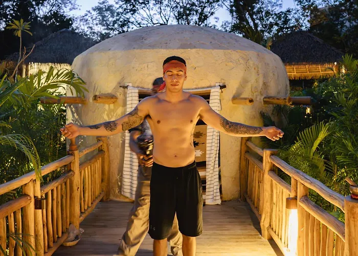 Mundo Maya - Jaguar Park & Hotel