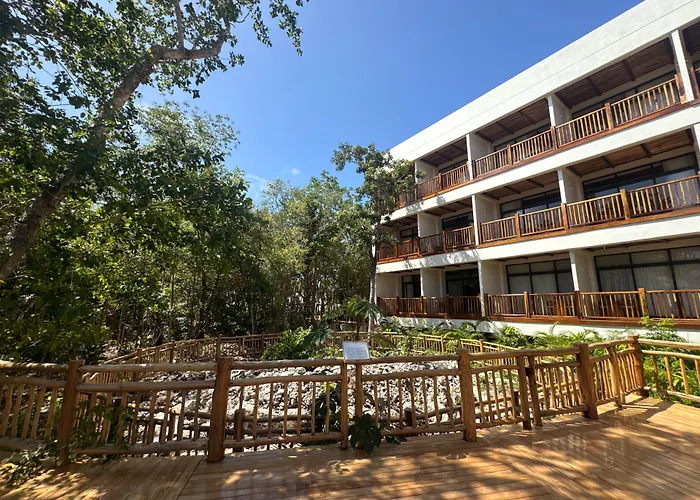 Hotel Mundo Maya - Jaguar Park & 5*